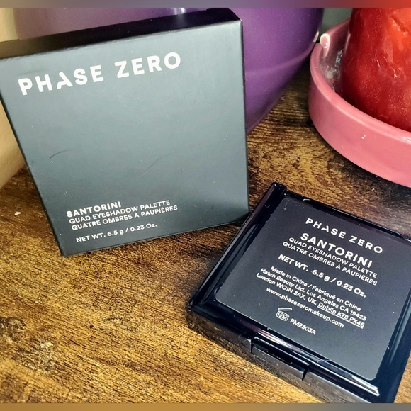 5/75$ PHASE ZERO MAKE UP - Quad Eyeshadow Palette in Santorini - Picture 6 of 16